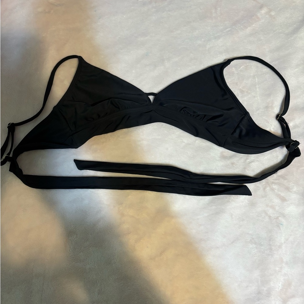 No Boundaries Elegant Black Apparel